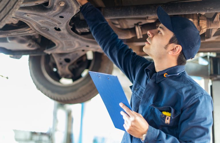 Multi-point inspection of a vehicle by a mechanic